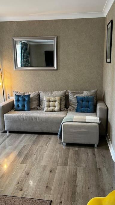 Cheerful 3 Bedroom Townhouse With Free Parking. Billericay Exterior foto
